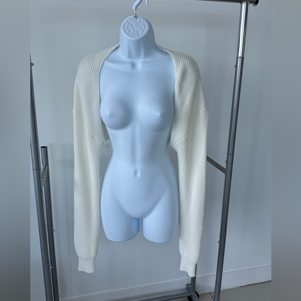 Knitted Shrug - Finesse